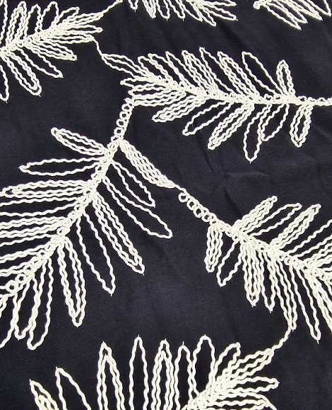 Плотный хб черный белые ветки